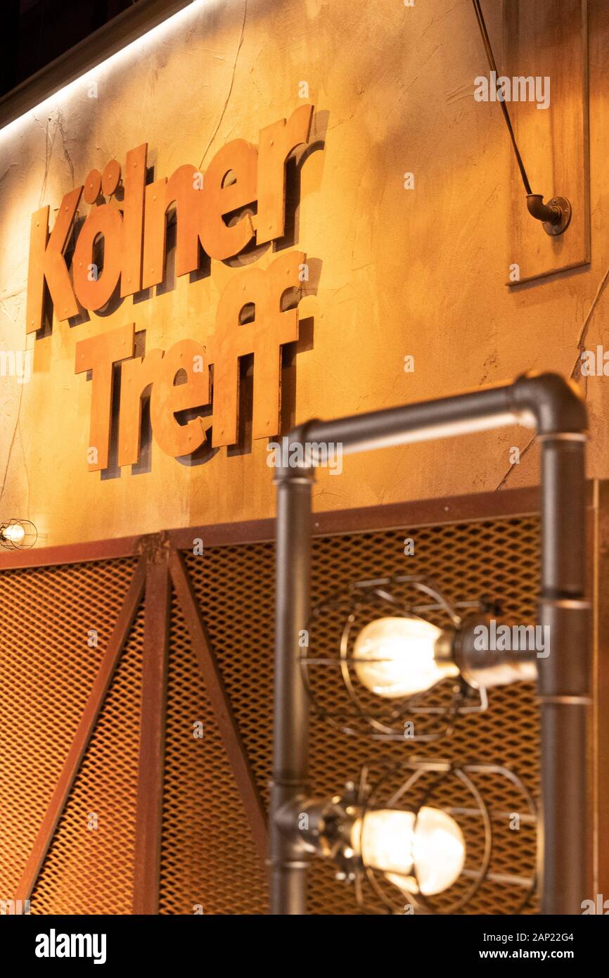 Symbolfoto 'Kölner Treff' von der Aufzeichnung der WDR-Talkshow 'Kölner Treff' im WDR Studio BS 2. Köln, 13.12.2019 Stock Photo