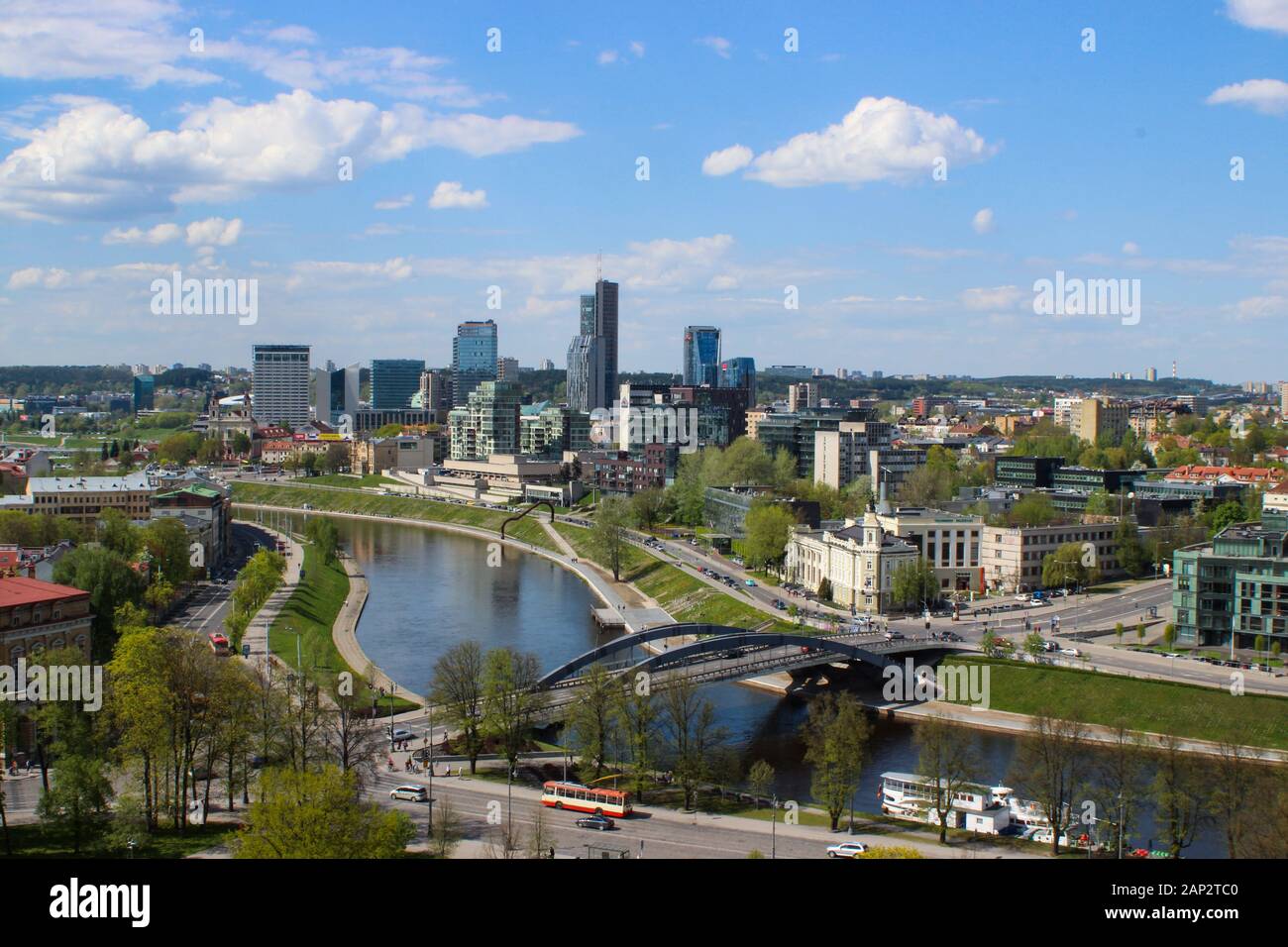 River Neris and high-rise buildings of the New City Center, also known as Šnipiškės, in Vilnius, Lithuania Stock Photo