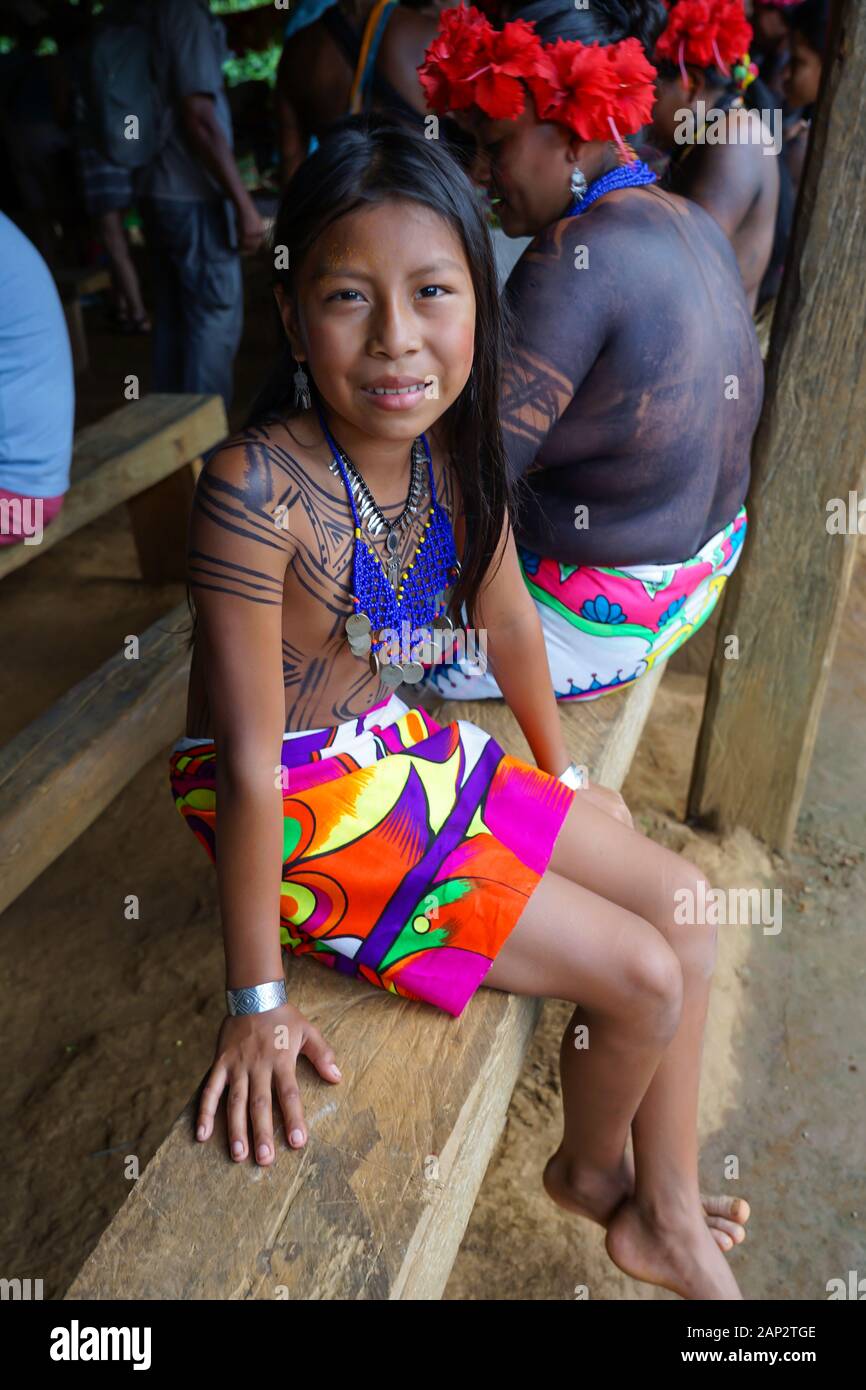 Beautiful children playing and posing for the tourist in the Embera ...