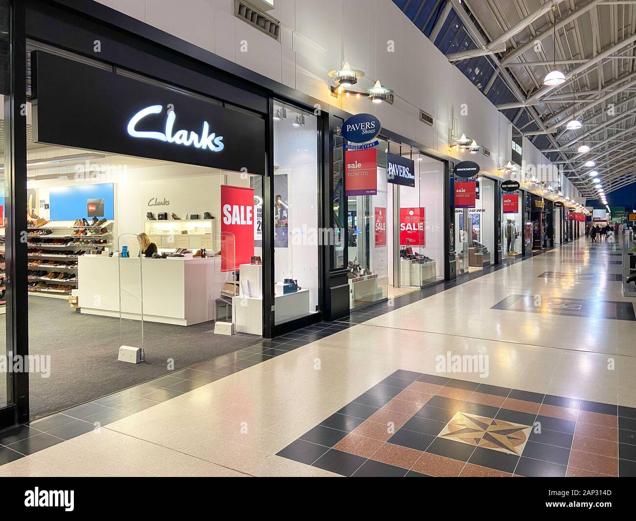 Hatfield galleria hi-res stock photography and images - Alamy