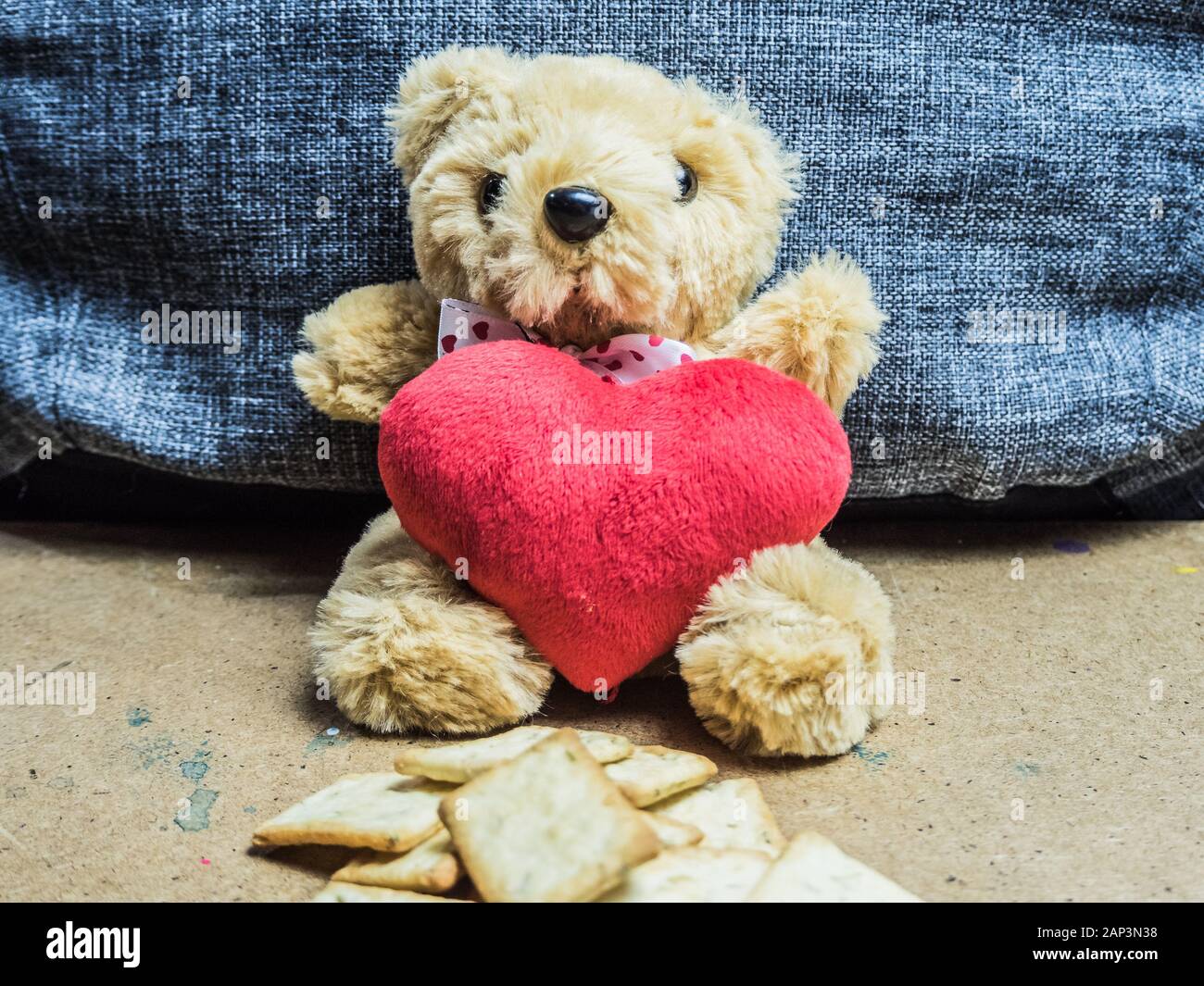 Teddy bear with heart that loves bread Stock Photo - Alamy Teddy bear with heart that loves bread Stock Photo - Alamy