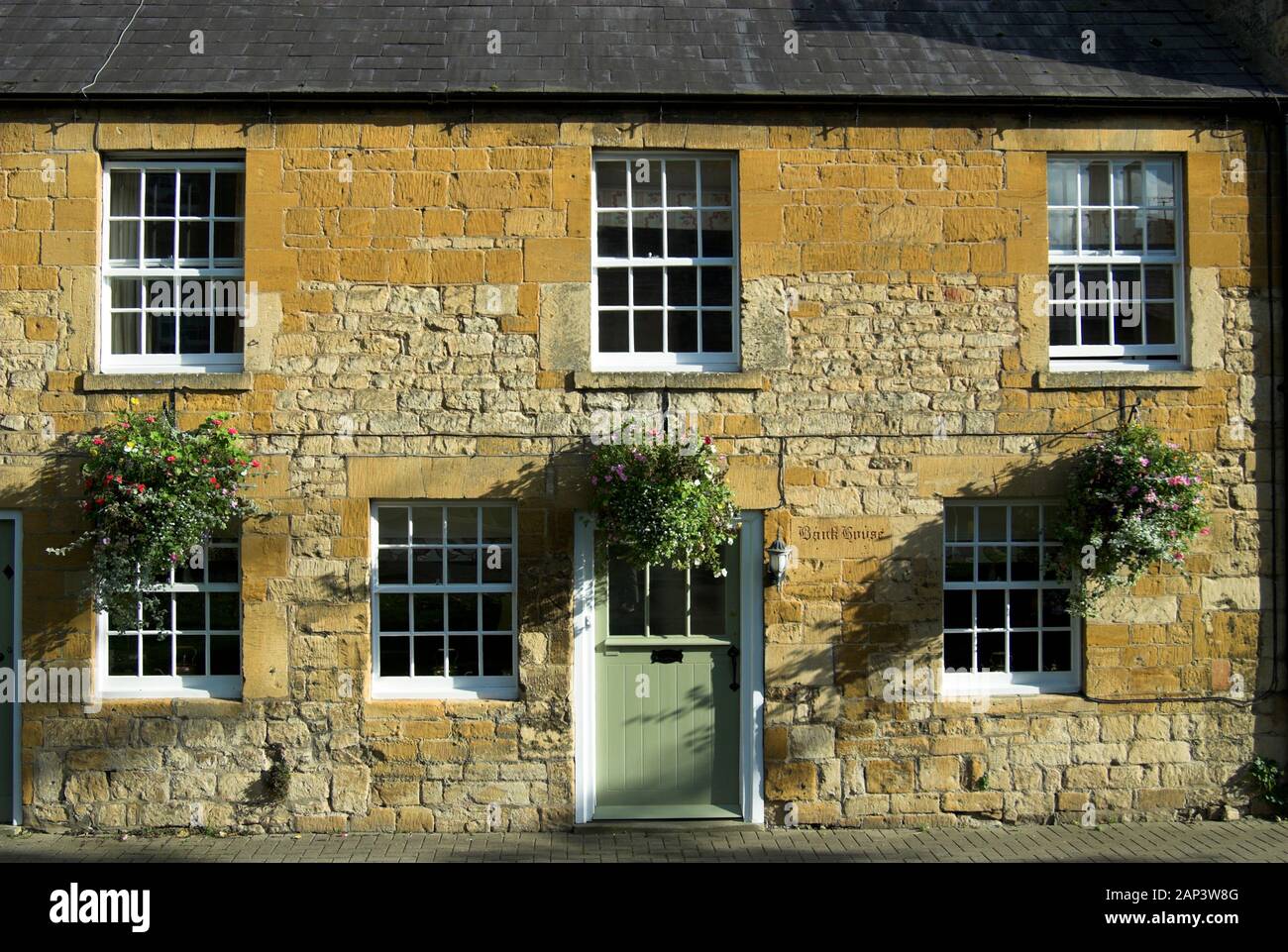 Sandstone cottage at Chipping Camden, Gloucestershire, England Stock Photo