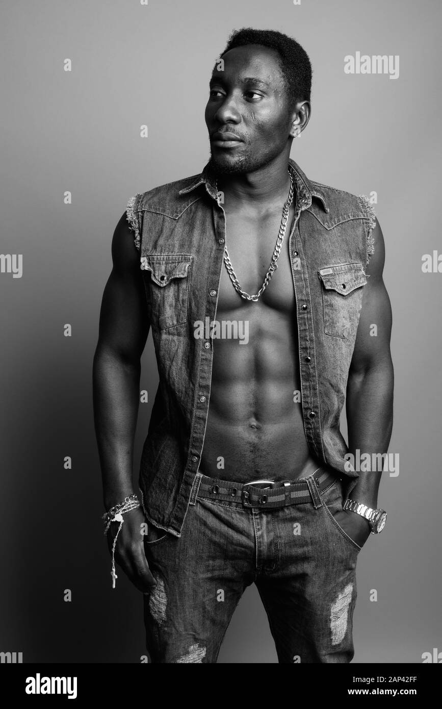 Stylish young african handsome Black and White Stock Photos & Images ...