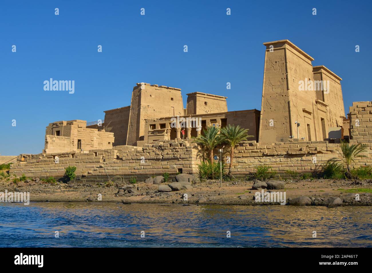 Ancient greek pyramid building hi-res stock photography and images - Alamy