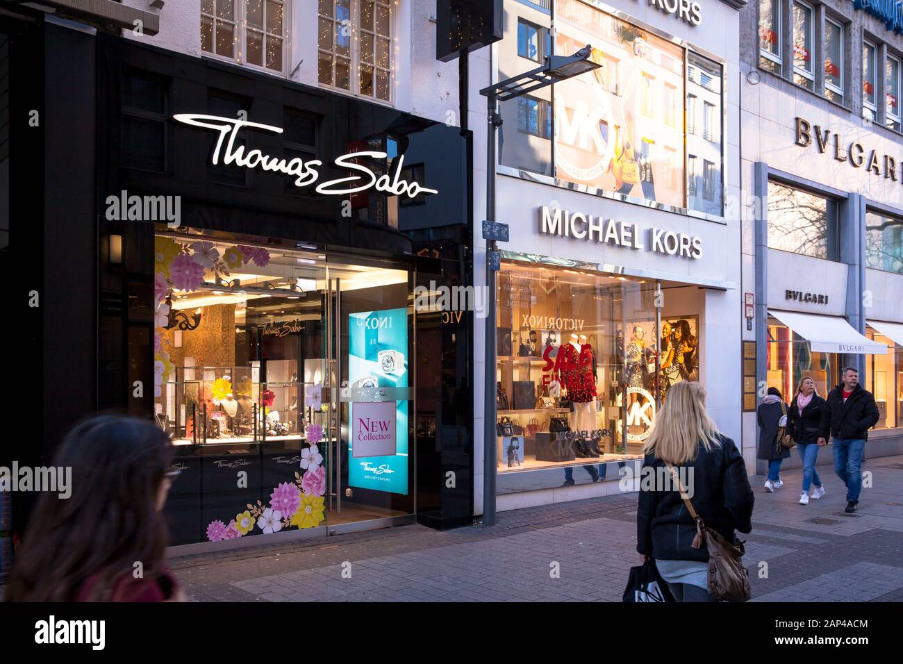Michael kors storefront hi-res stock photography and images - Alamy