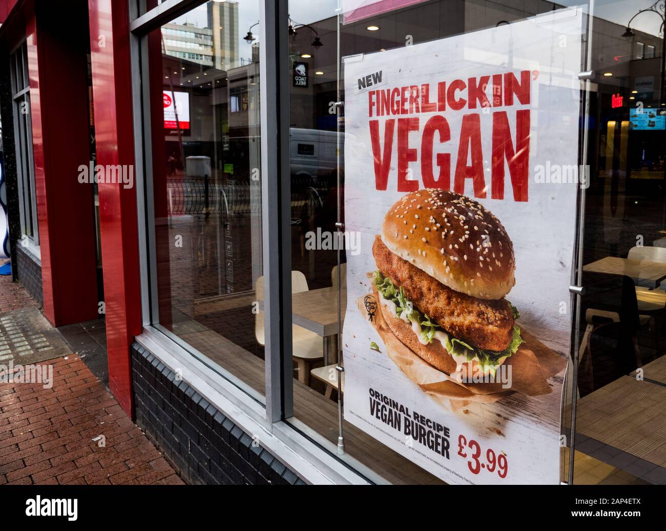 KFC Vegan Burger, KFC Fast Food Store, Reading, Berkshire, England, UK, GB. Stock Photo