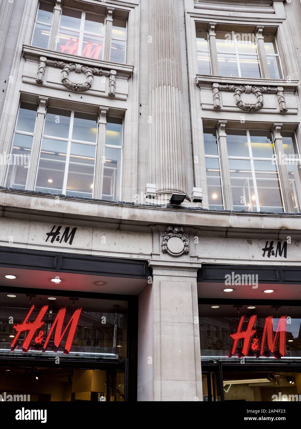 H and M Logo, on Shop, Oxford Street, London, England, UK, GB Stock Photo -  Alamy