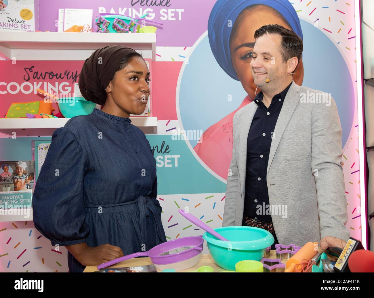nadiya hussain bake off high resolution stock photography and images alamy