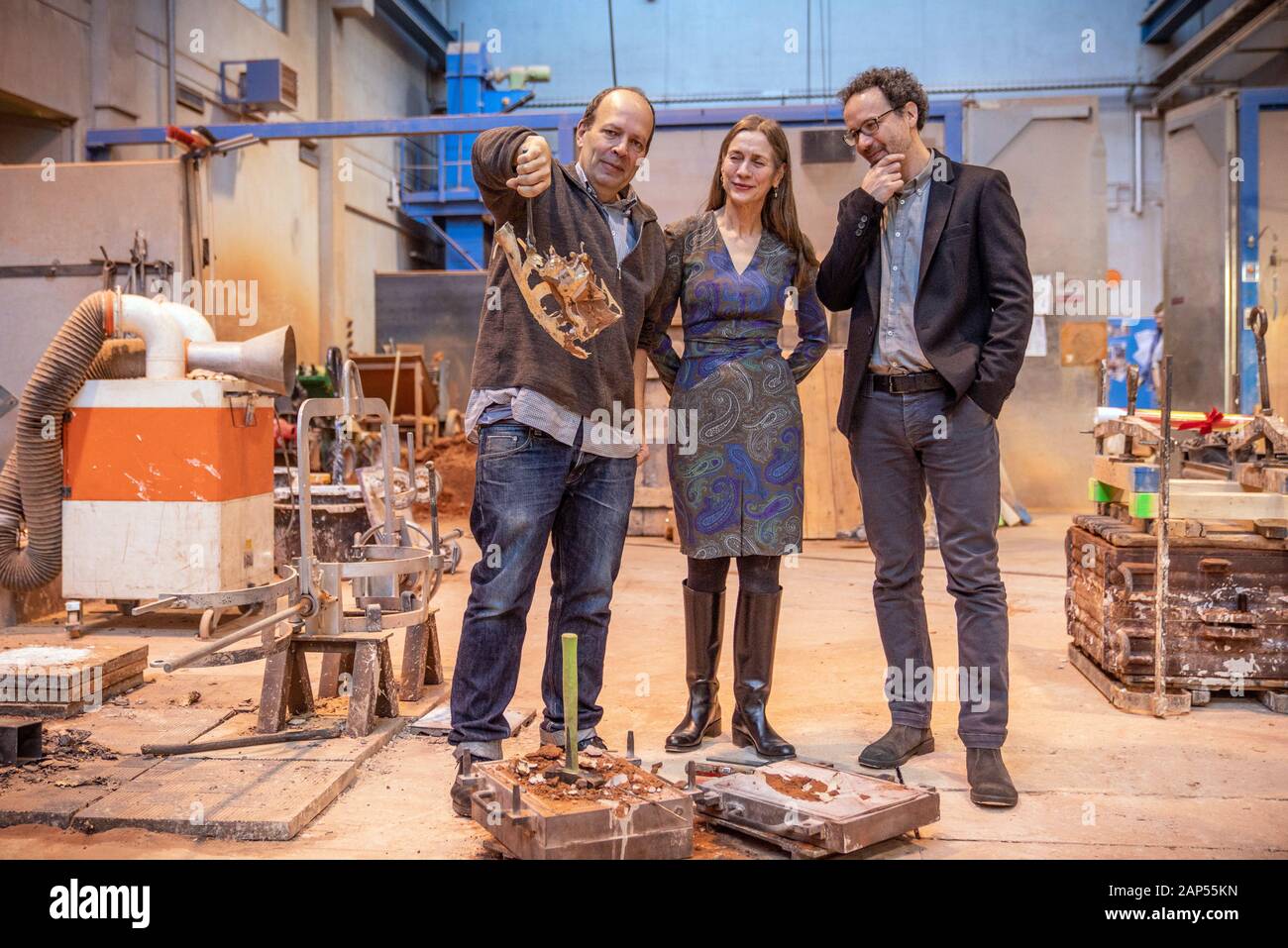 21 January 2020, Berlin: Carlo Chatrian (r-l), Artistic Director, and Mariette Rissenbeek, Managing Director of the Berlinale, visit the production of the Berlinale Bears for the Film Festival in the Kunstgiesserei Noack and watch the finished casting next to Hermann Noack. The Berlinale 2020 will take place from 20 February to 1 March. Photo: Michael Kappeler/dpa Stock Photo