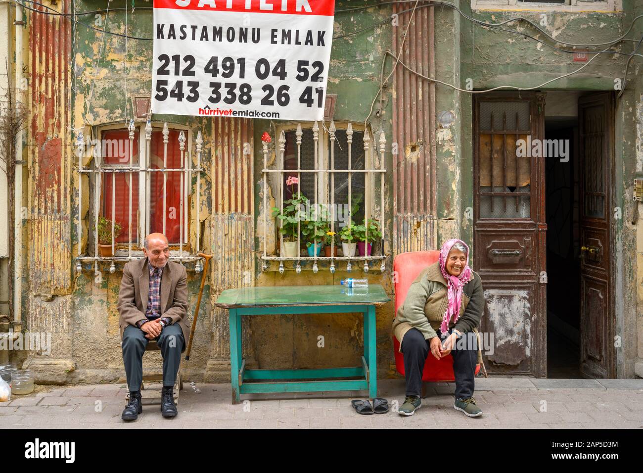 Türkei, Istanbul, Balat, Vodina Caddesi, Haus zu verkaufen (house for sale) Stock Photo