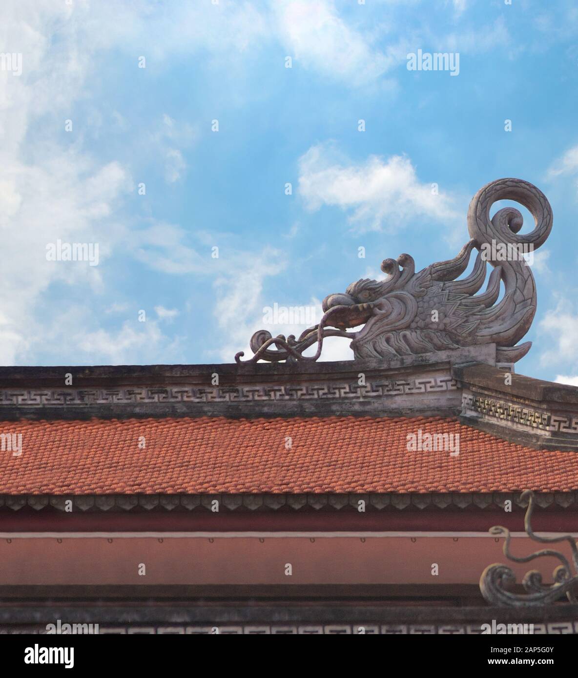 Ho chi minh temple dragon hi-res stock photography and images - Alamy