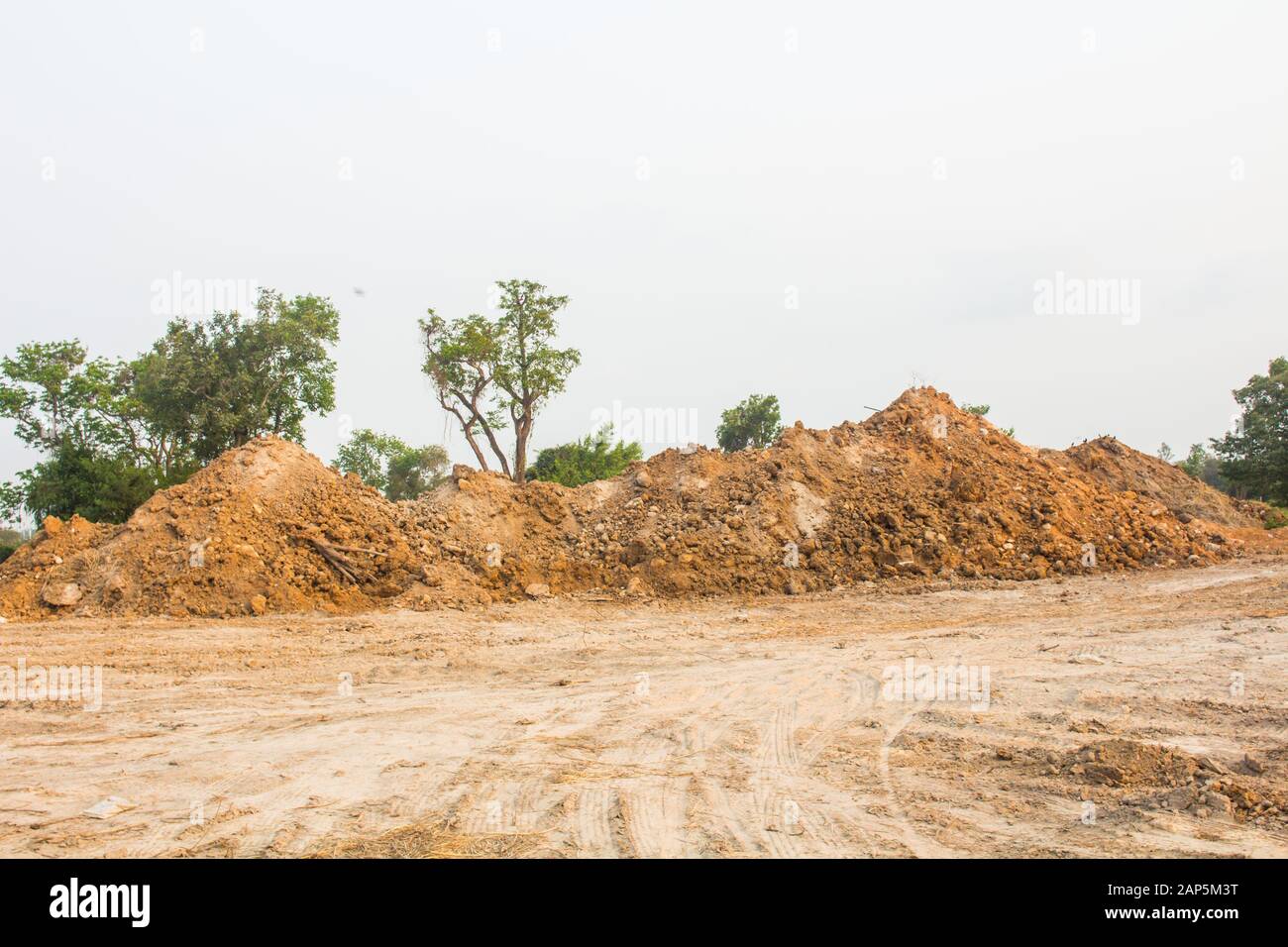 Pile of clay, soil, earth, sand hi-res stock photography and images - Alamy