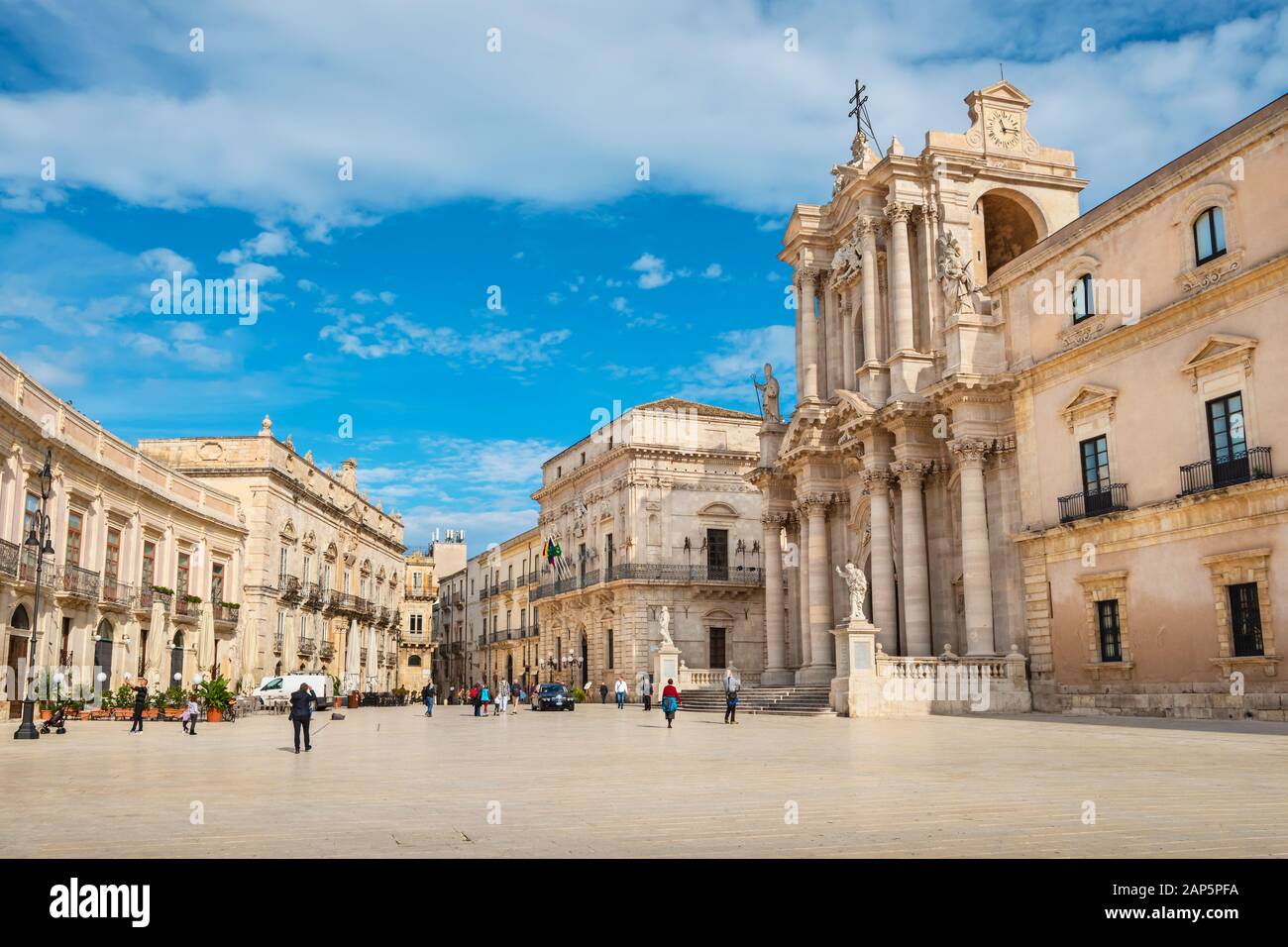 Cathedral Of Syracuse Duomo Di Siracusa And Central Square Ortygia cathedral-of-syracuse-duomo-di-siracusa-and-central-square-ortygia