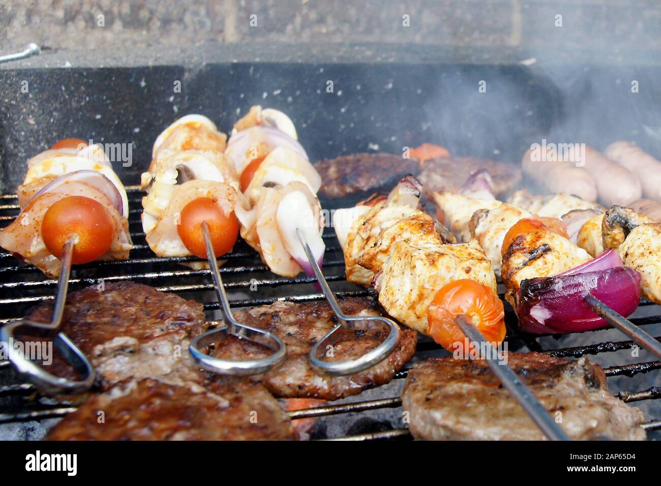 barbeque, bar-b-q, outdoor cooking, Australian Barbecue Stock Photo - Alamy