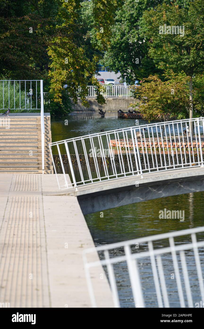 Water Gardens, Hemel Hempstead Stock Photo Alamy