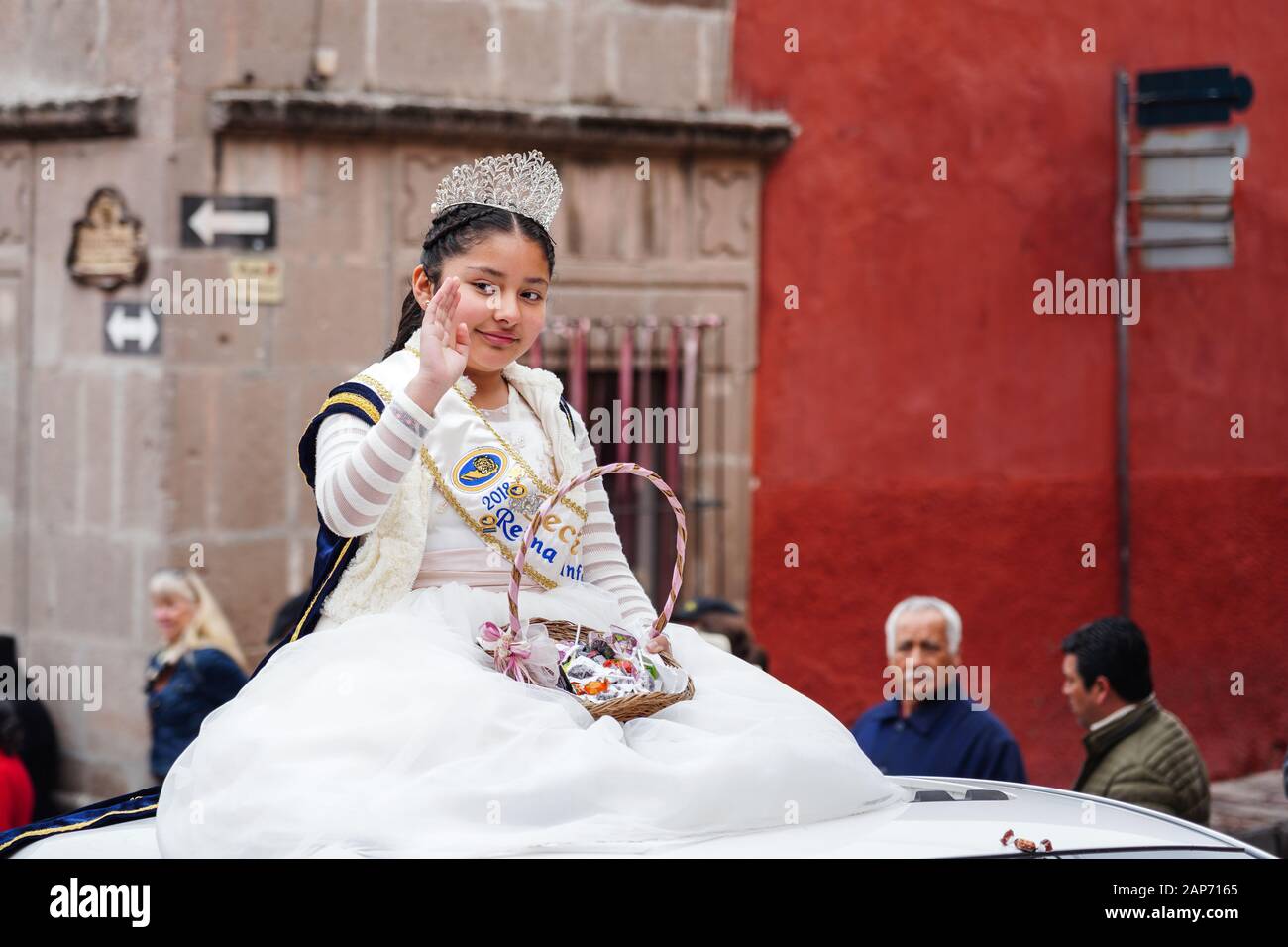 San Miguel De Allende, Mexico. 21st Jan, 2020. A young beauty queen waves during a parade through the streets to celebrate the 251st birthday of the Mexican Independence hero Ignacio Allende January 21, 2020 in San Miguel de Allende, Guanajuato, Mexico. Allende, from a wealthy family in San Miguel played a major role in the independency war against Spain in 1810 and later honored by his home city by adding his name. Credit: Planetpix/Alamy Live News Stock Photo