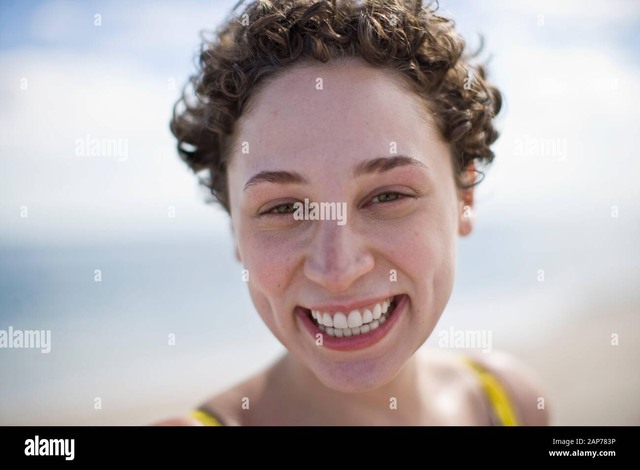 Curly short hair hi-res stock photography and images - Alamy