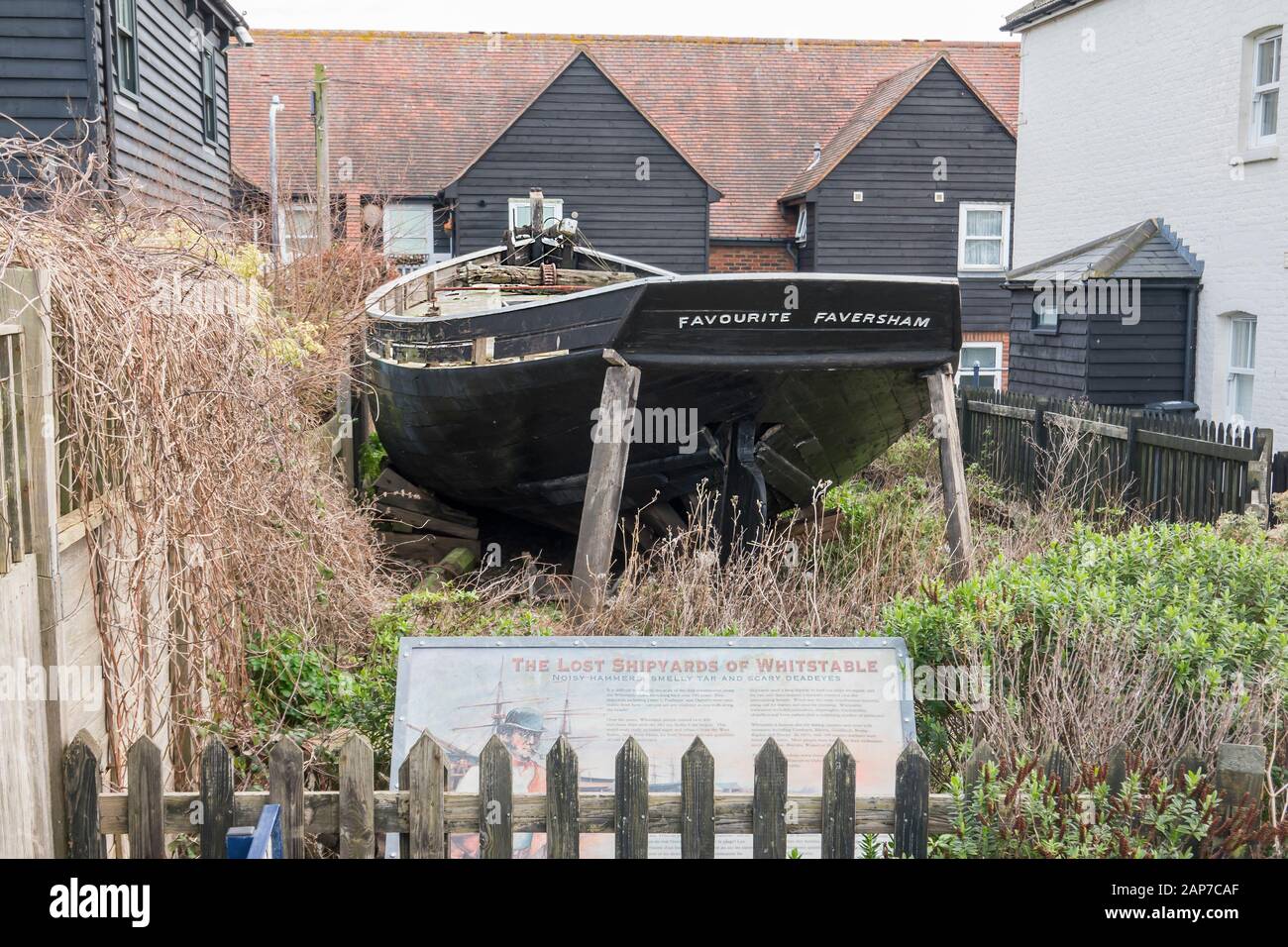 FAVOURITE is known as a Whitstable oyster yawl and was built by the Whitstable Shipbuilding Company based at Island Wall, Whitstable, in 1890. Stock Photo