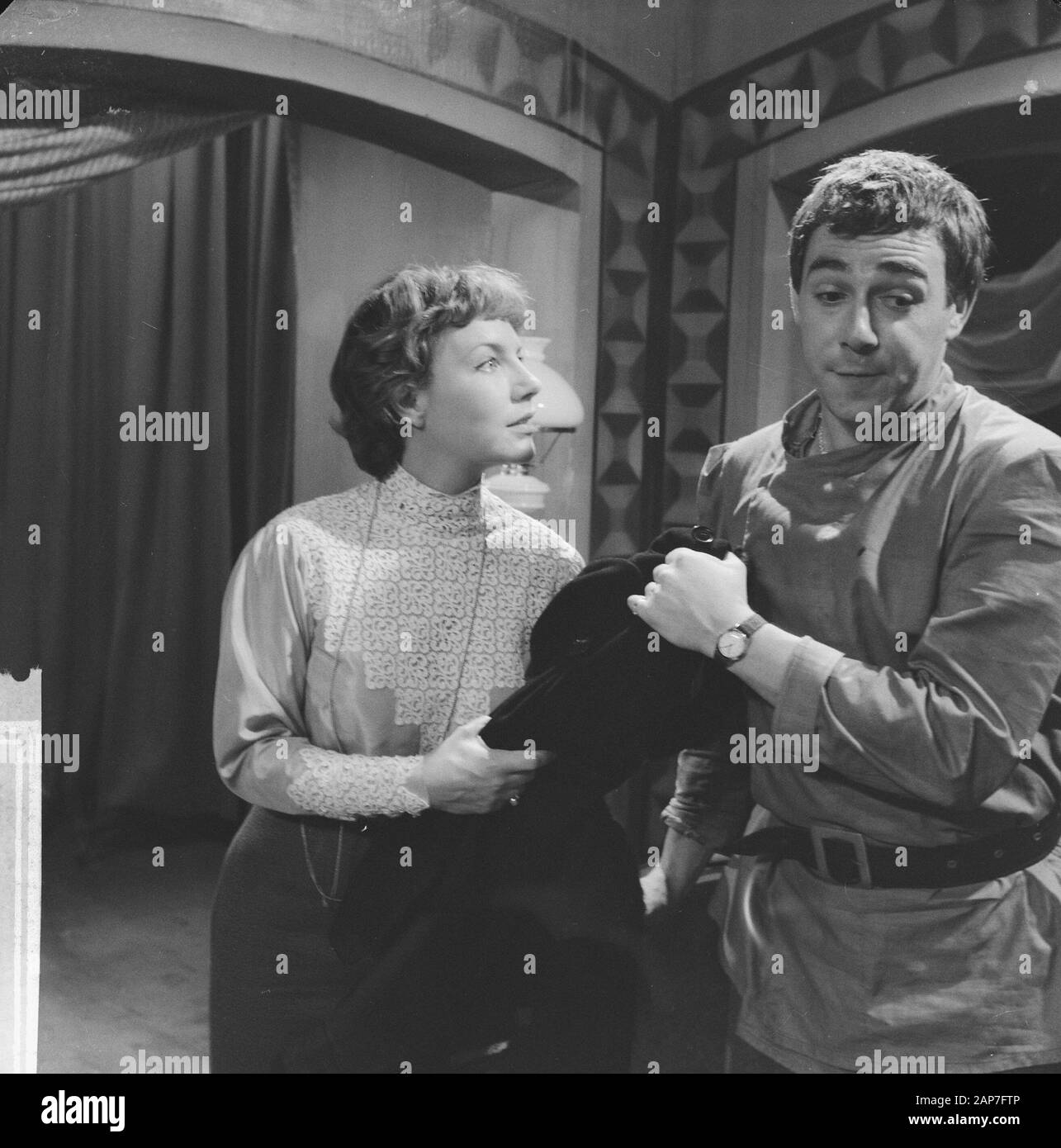 AVRO Television. The Student Raskolnikoff based on a story of Dostoevsky.. Coen Flink as the student. Annet Nieuwenhuyzen as Sonja Date: 11 October 1961 Keywords: actors, television dramas Personal name: Flink, Coen, Nieuwenhuyzen, Annet Stock Photo