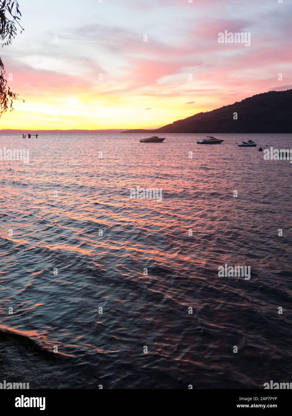 Los rios region hires stock photography and images Alamy