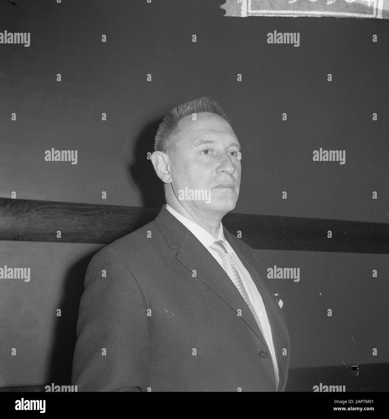CHU meeting in Krasnapolsky. P. Brijmen van Houten (kop), former editor-in-chief CH-dagblad Date: 17 april 1963 Location: Amsterdam, Noord-Holland Personal name: P. Brijmen Van Houten Institutionname: Krasnapolsky Stock Photo