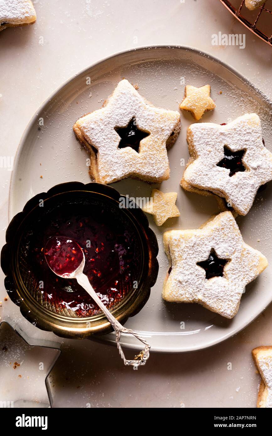 Raspberry Jam Filled Linzer Cookies Gluten Free Stock Photo Alamy