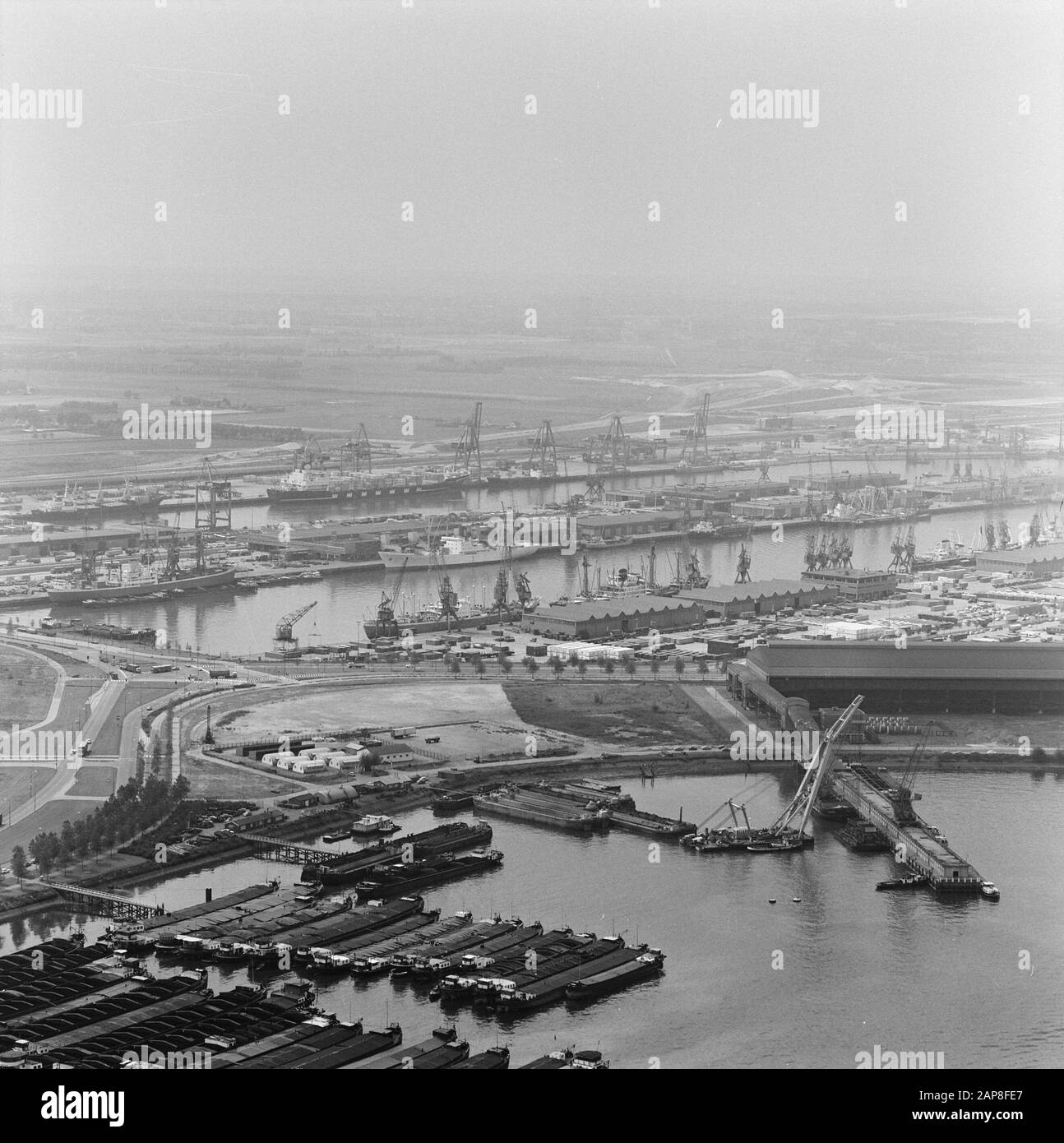 container ports, Beatrix, princess, Margriet, princess, Willem ...