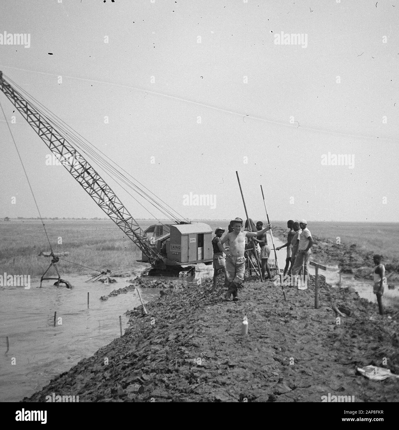 workers, work, draglines Date undated Keywords workers, draglines