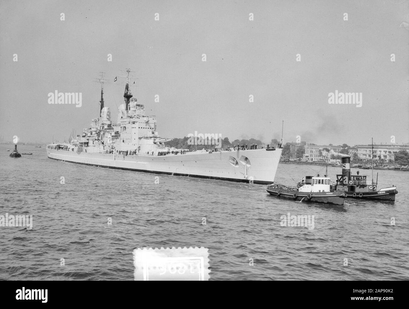 British battleship Vanguard visits Rotterdam Date: June 28, 1952 Location: Rotterdam, Zuid-Holland Keywords: ships Stock Photo