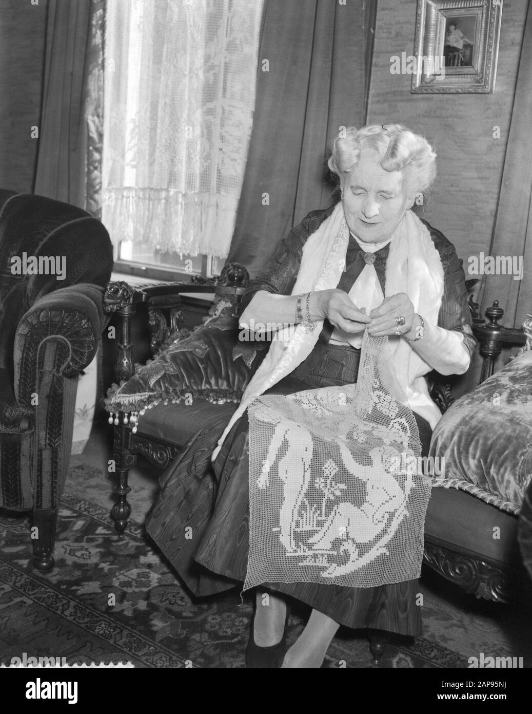 March 26 as becomes Sophie de Vries 85 years Date: March 10, 1958 Stock ...