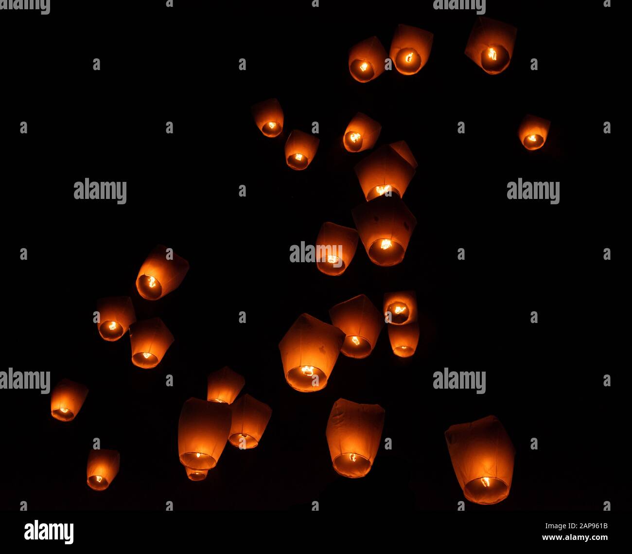 Glowing night sky at Pingxi sky lantern festival, Taiwan Stock Photo