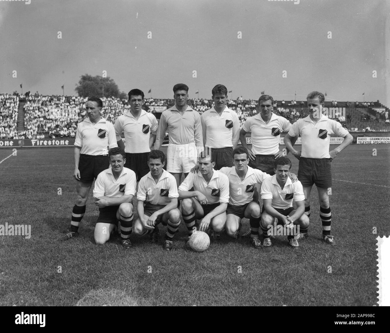 Ajax versus NAC 3-0, team of NAC Date: 23 August 1959 Stock Photo