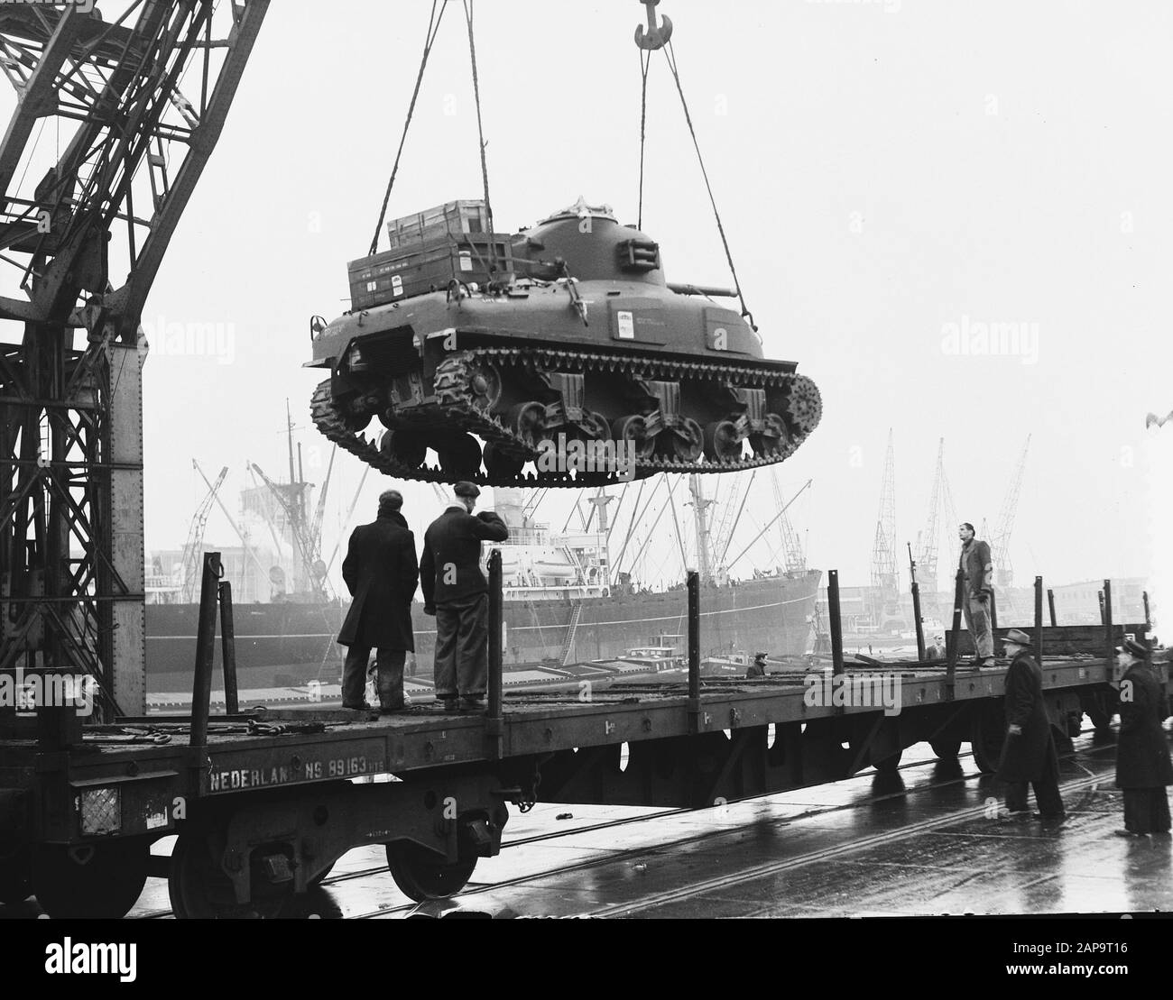 Роттердам продаж нефти танк ту танк. Декабрь 1951