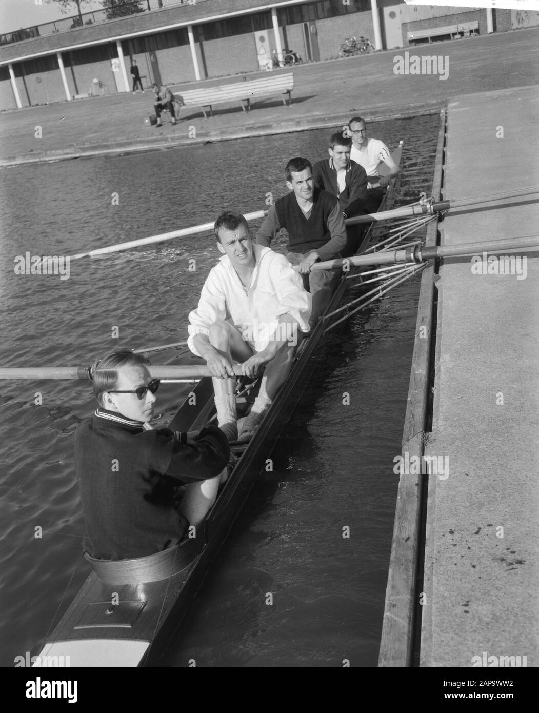 The old Four of Nereus training, v.v.n.a. mate A. J. Strobosch, battle S. T. Castelein, S. J. Blaisse S. Wartena, bow J. J. Gmekan Meyking Date: May 20, 1964 Keywords: rowing Personal name: A. J. Strobosch, J.J. Gmekan Meyking, S. T. Castelein, S. Wartena Institution name: Nereus Stock Photo