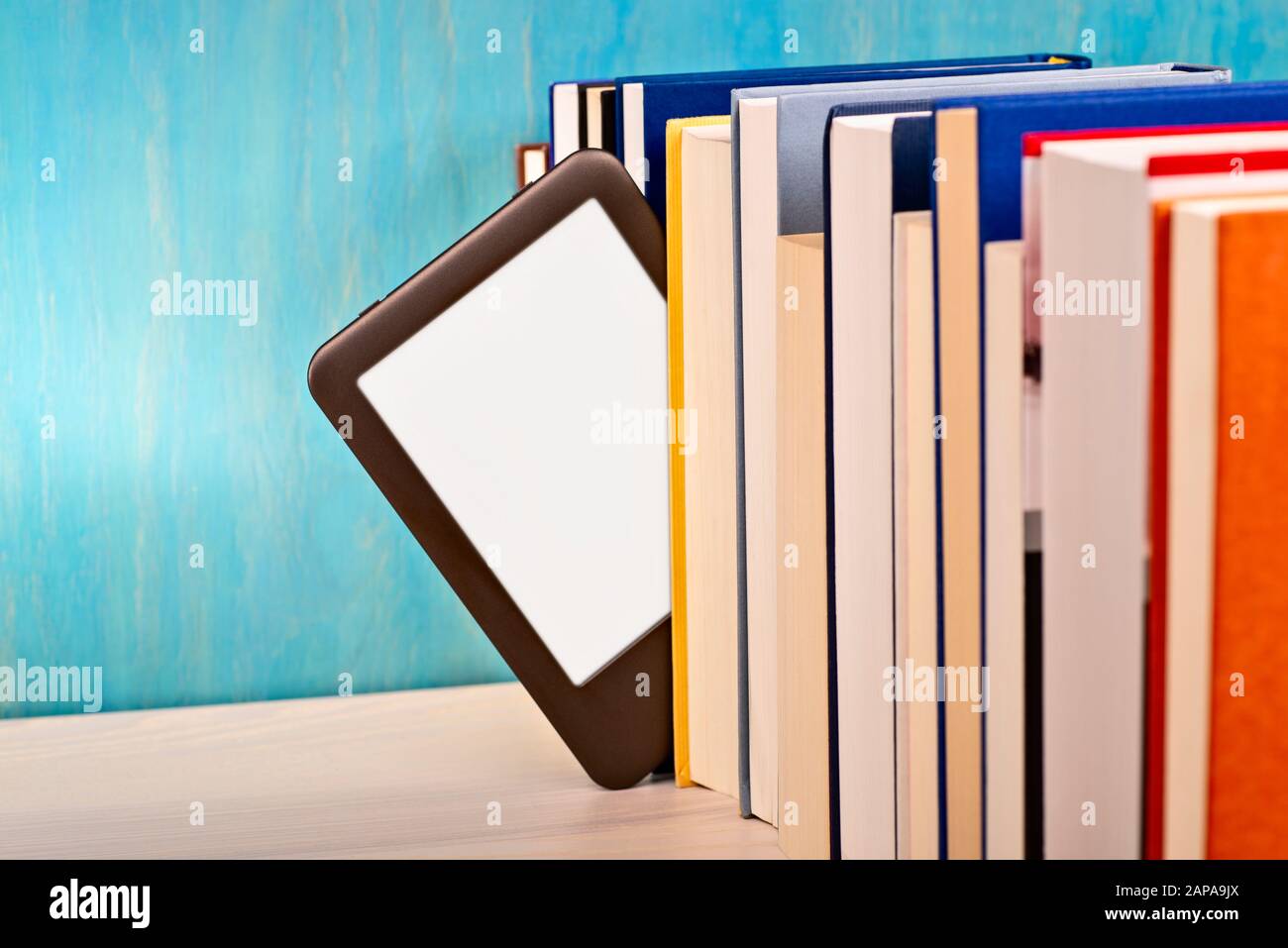 Book Reader Back Teaching literature hi-res stock photography and images - Alamy