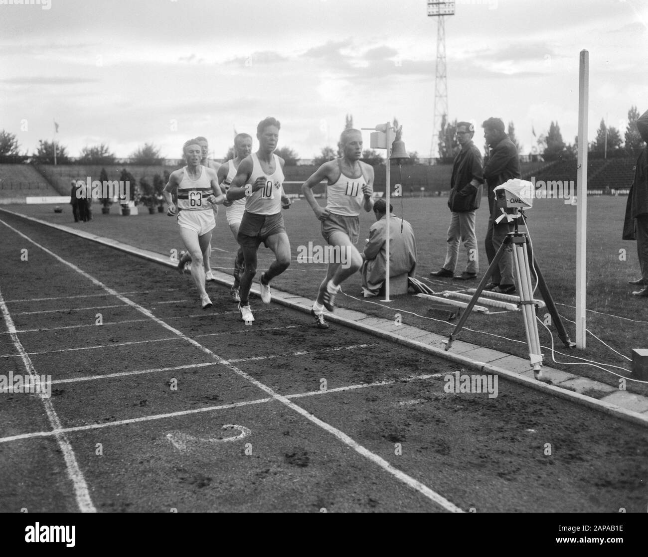 Atletiek, Netherlands, Belgium and Denmark at Den Bosch, the 10.000 meters Date: 30 July 1966 Location: Den Bosch Keywords: ALETICS Stock Photo