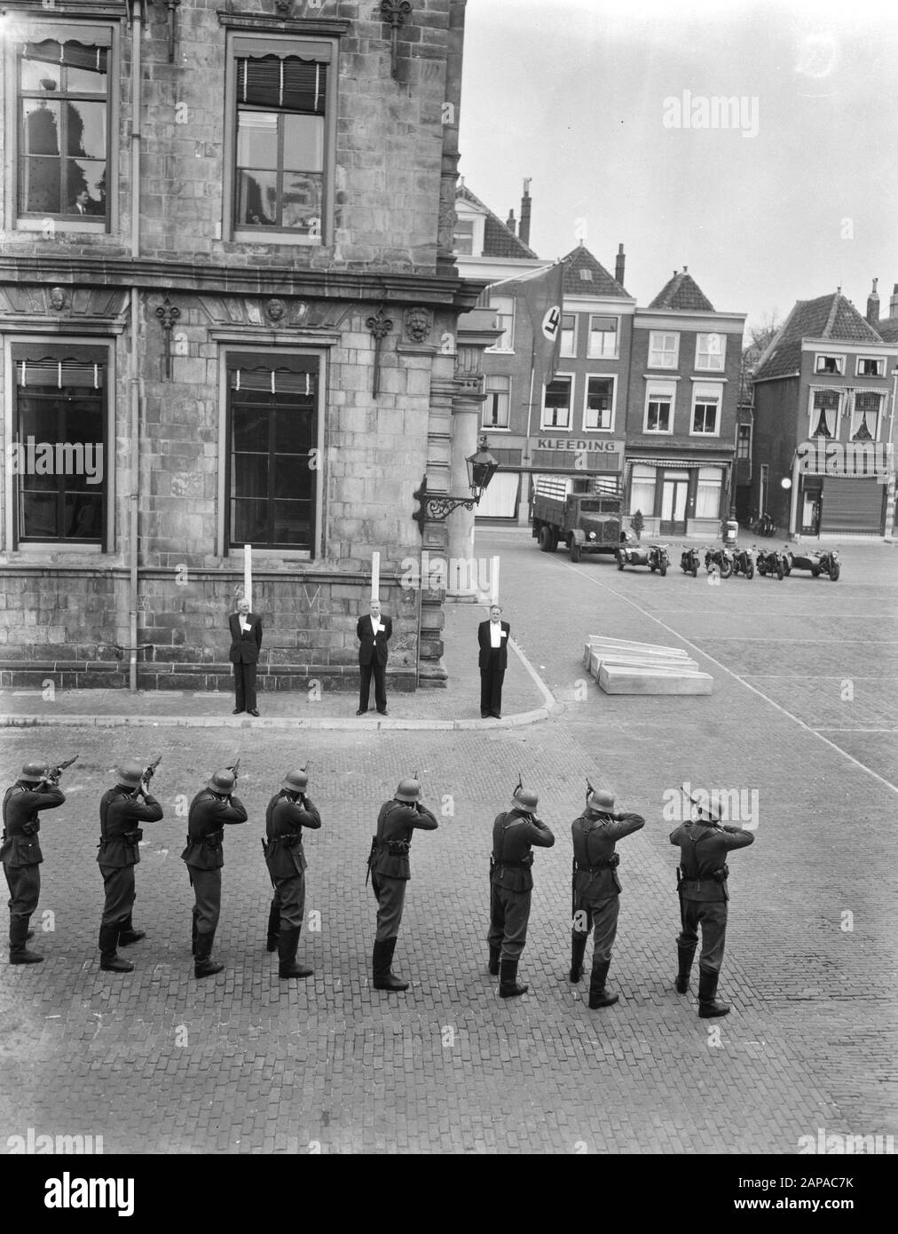 Turner film location hi-res stock photography and images - Alamy, image size:1012x1390