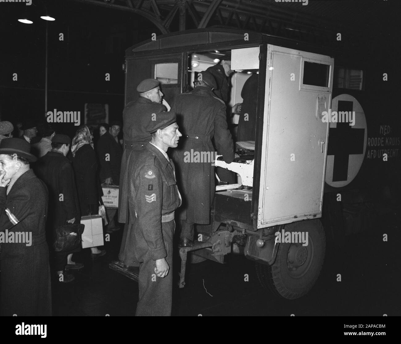Hungarian refugees 1956 hi-res stock photography and images - Alamy