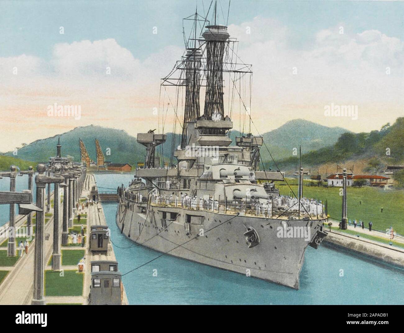 PANAMA CANAL The USS New York (BB-34) in the East Chamber of the Pedro Miguel Lock about 1917 Stock Photo