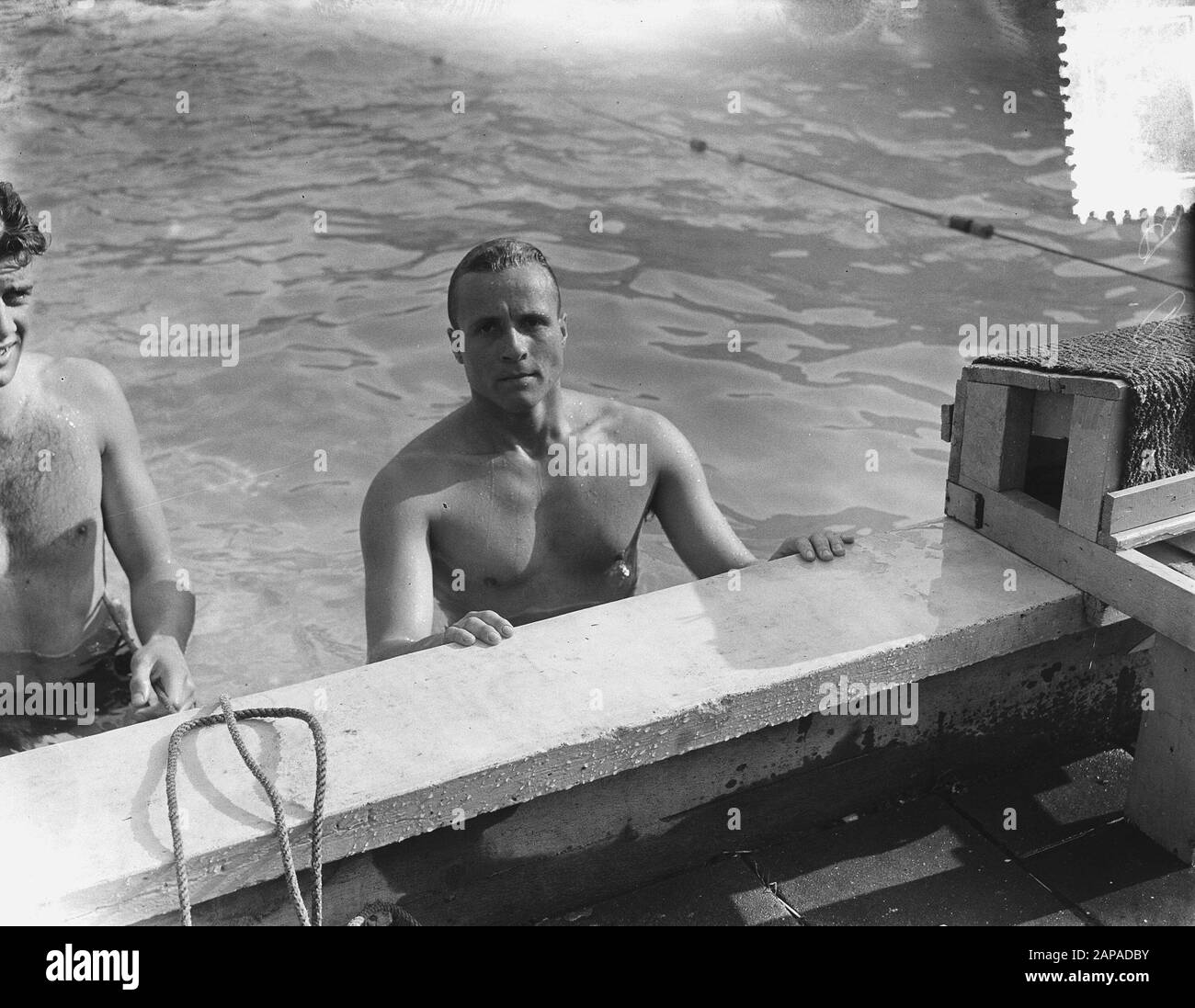 D. Buyze championships 200m breaststroke men Date: September 1, 1952 Keywords: swimmers Stock Photo