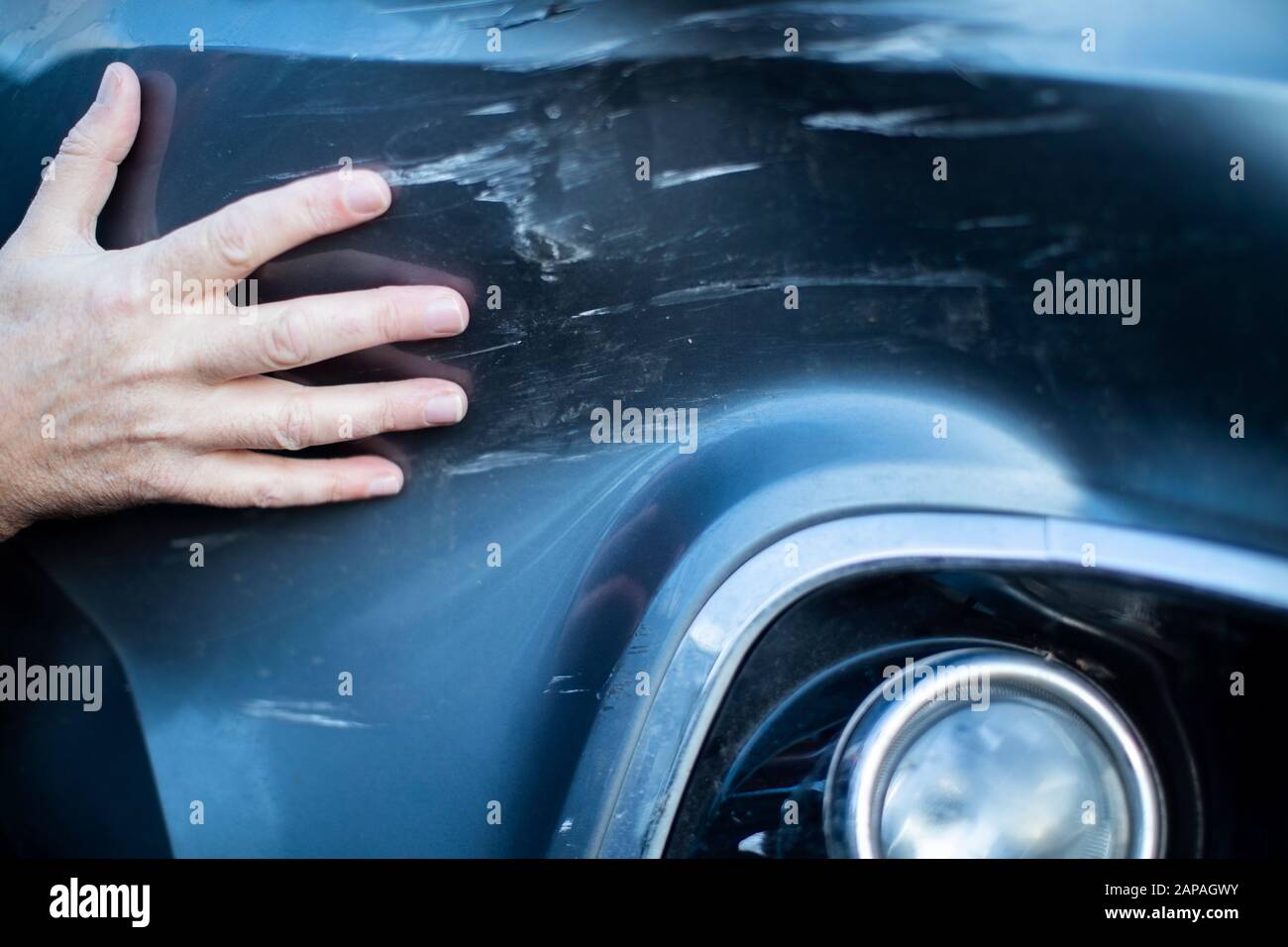 Damage bodywork hires stock photography and images Alamy