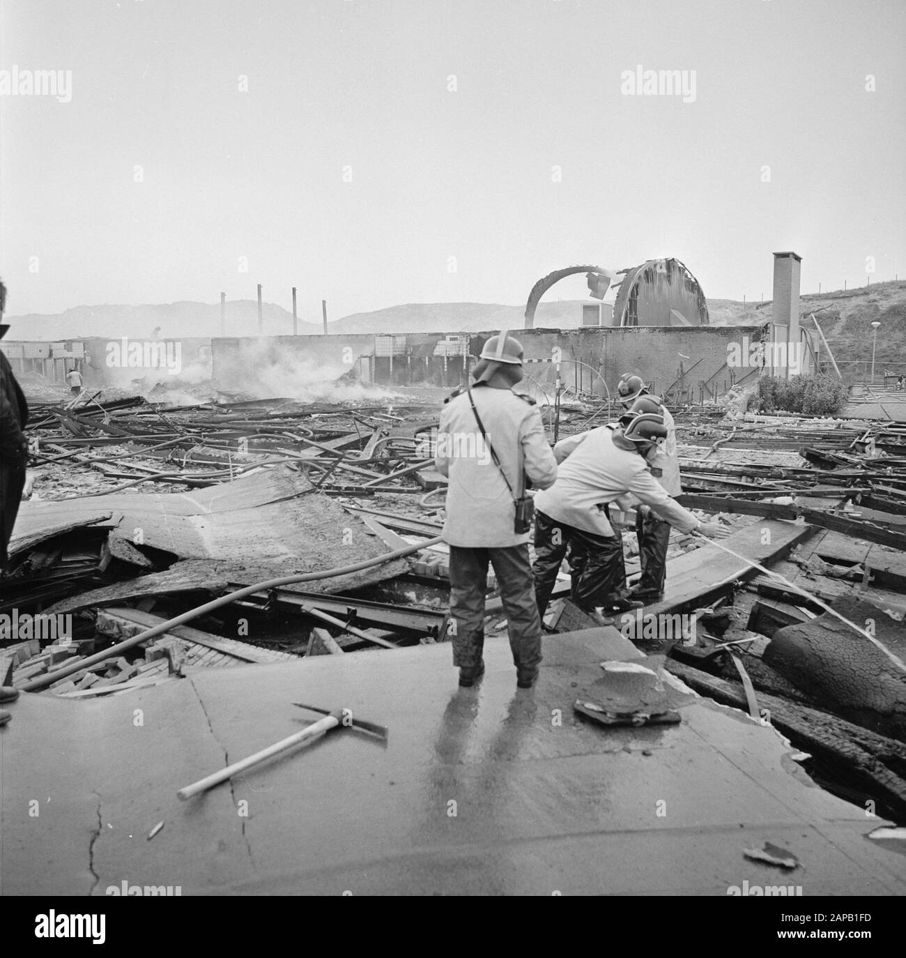 Fire in Egmond aan Zee destroyed sports hall and swimming pool Date December 1, 1977 Location