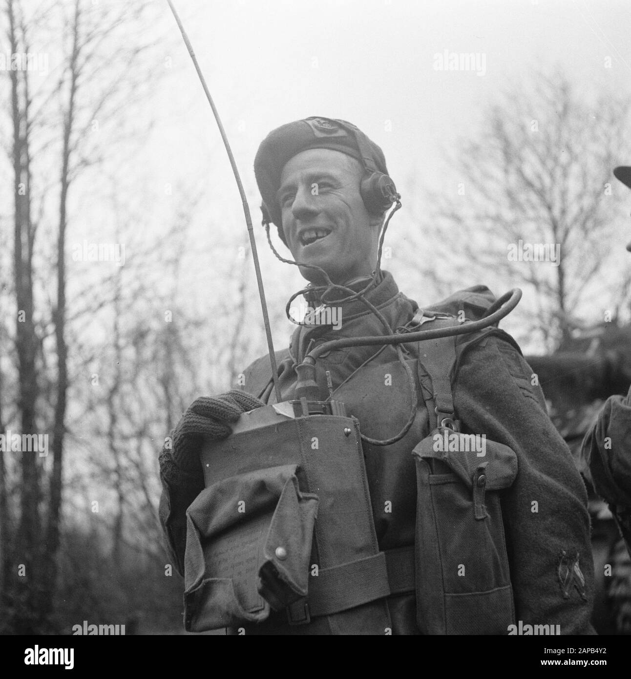 World war ii radio operator hi-res stock photography and images - Alamy