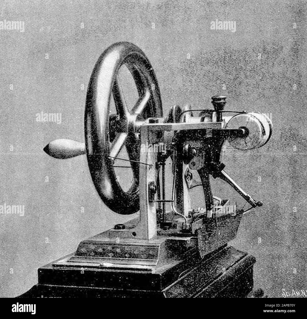 Elias howe sewing machine hi-res stock photography and images - Alamy