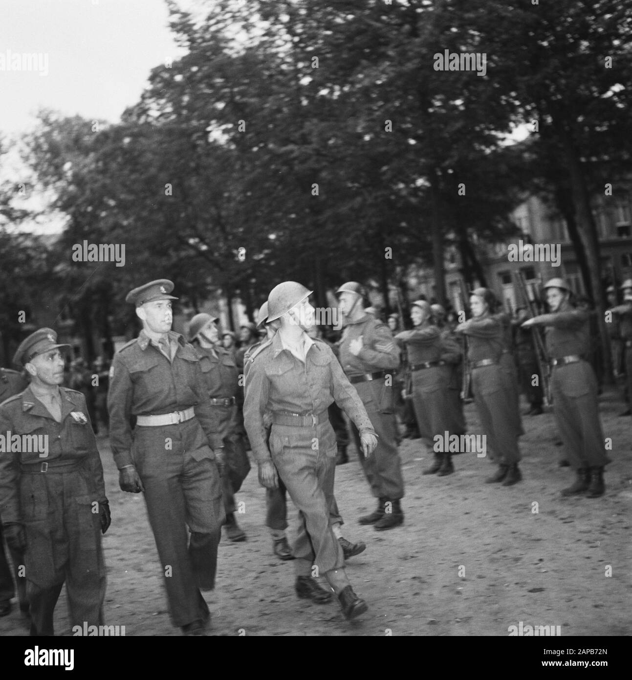 Domestic Armed Forces waving off in Den Bosch Description: Commander inspects the troops Date: 1945 Location: Den Bosch Keywords: Armed Forces Stock Photo