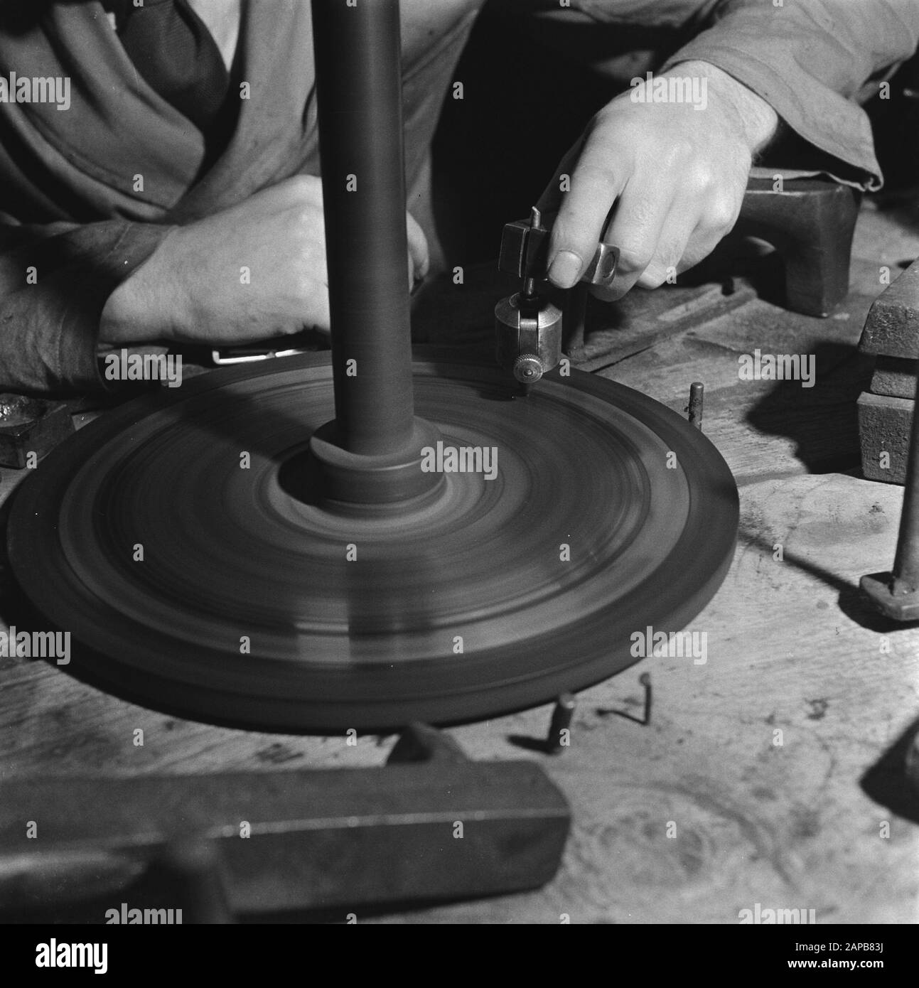 Diamond cutting Description Diamond cutting Date November 8, 1945 Keywords diamond cutting