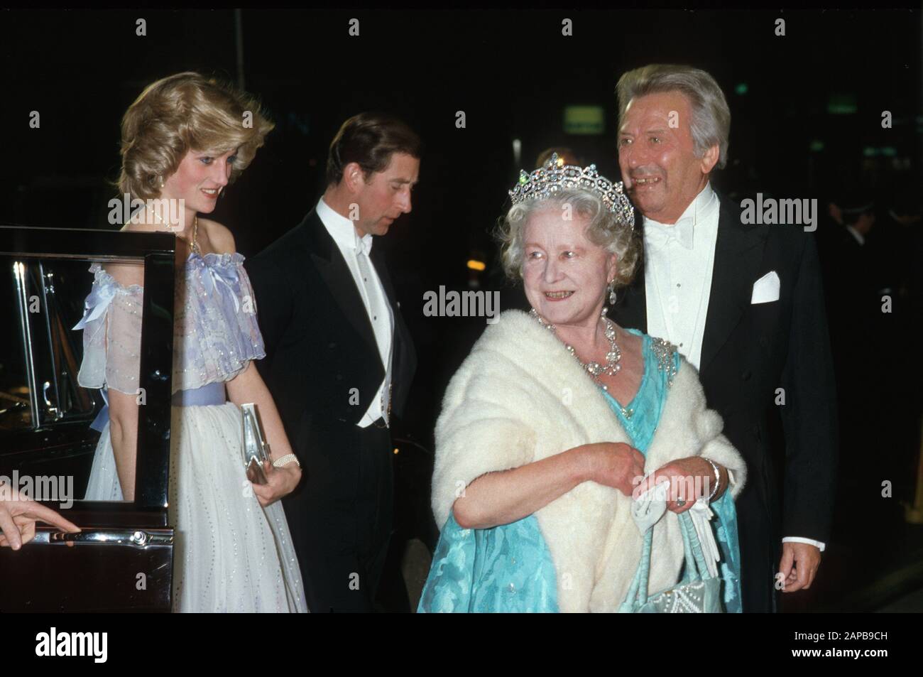 Hm The Queen Mother High Resolution Stock Photography And Images Alamy Hm The Queen Mother High Resolution Stock Photography And Images Alamy