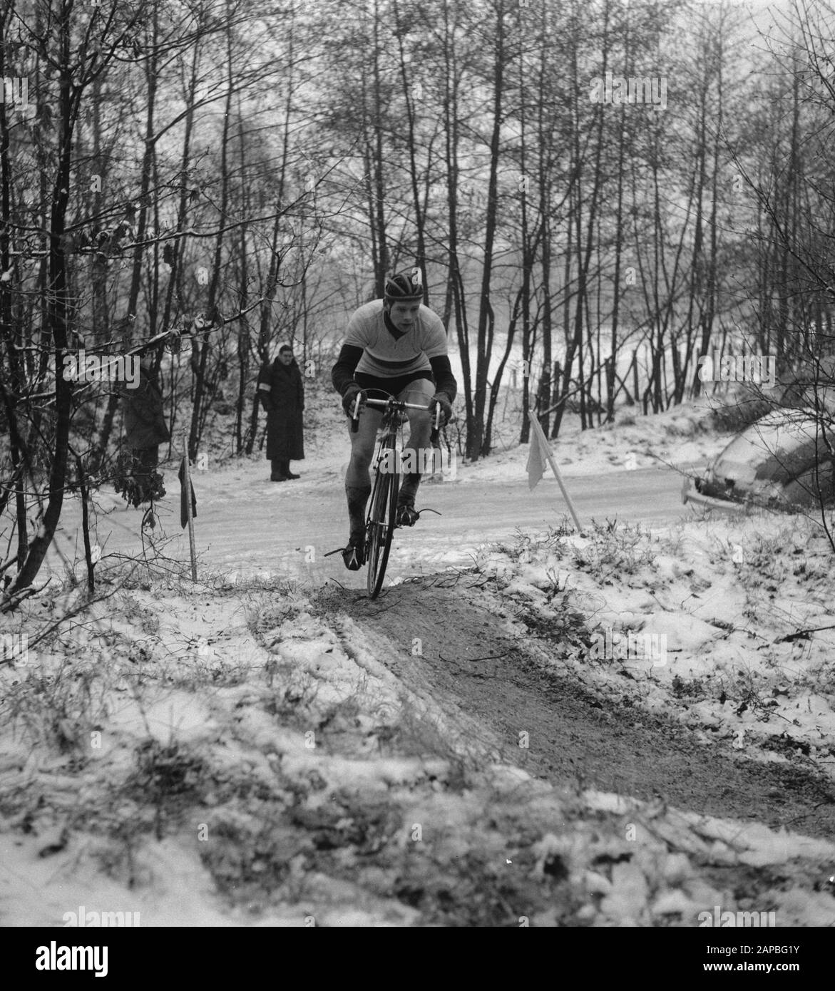 Cyclecross competitions at Duinhorst. Brinkman Date: 5 February 1956 Location: Duinhorst Stock Photo