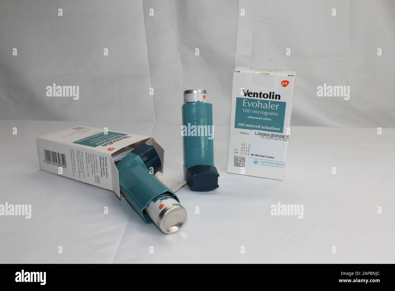 Asthma inhaler spacer device hi-res stock photography and images - Alamy