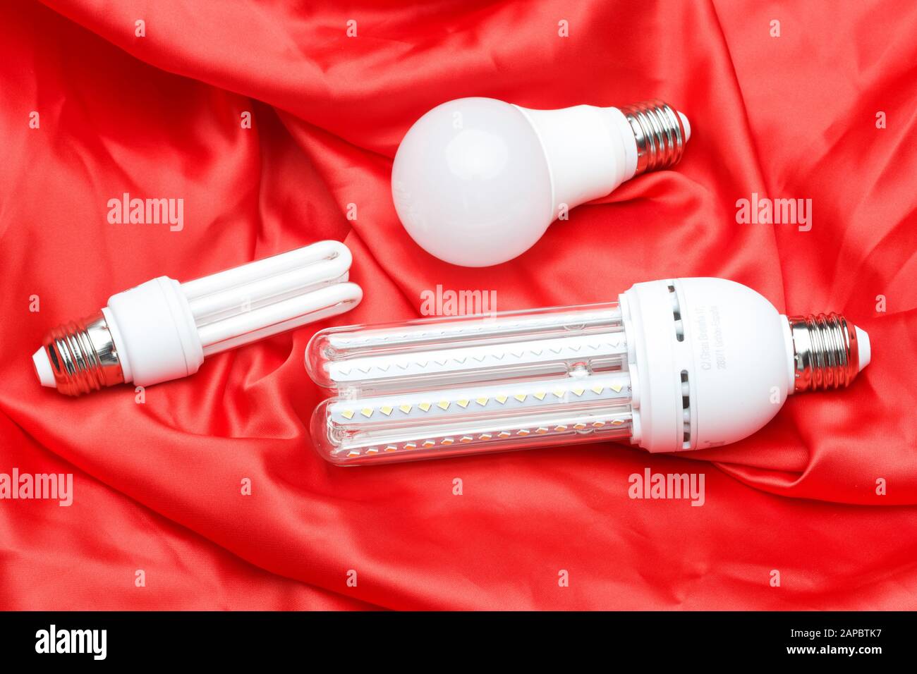 Filament bulb, LED light, fluorescent lights, different types of light
